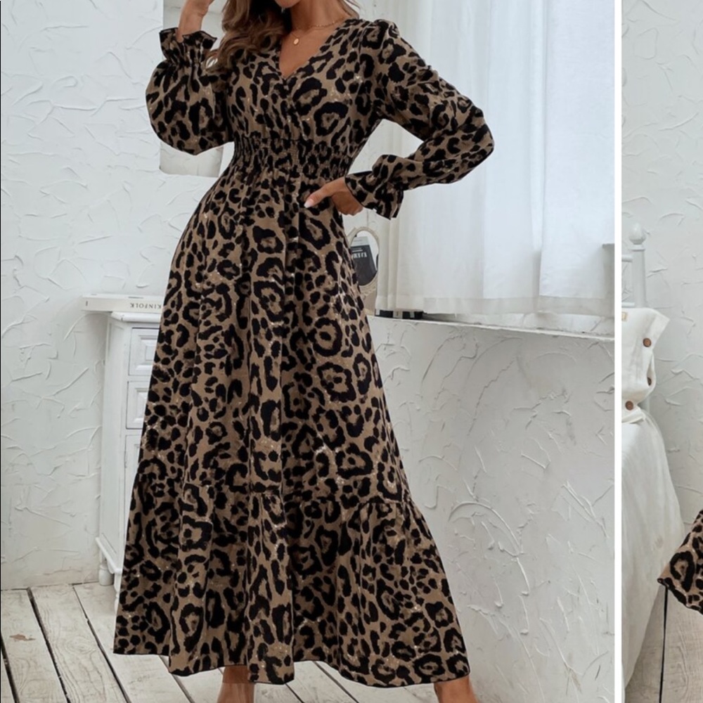 Boho Gypsy Print Flounce Sleeve Smocked Dress - Picture 4 of 14